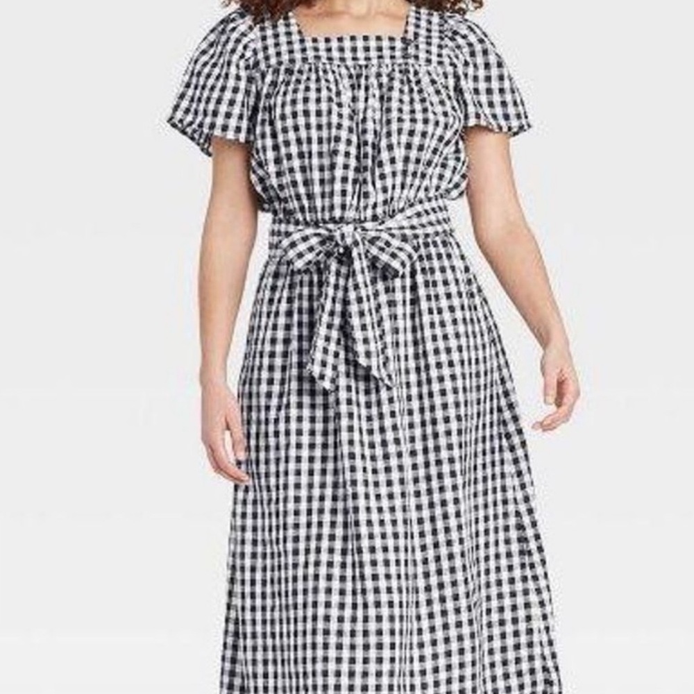 WHO WHAT WEAR PUFF SLEEVE GINGHAM DRESS